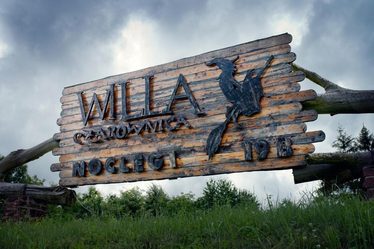Willa Czarownica Nowa Slupia Exteriér fotografie